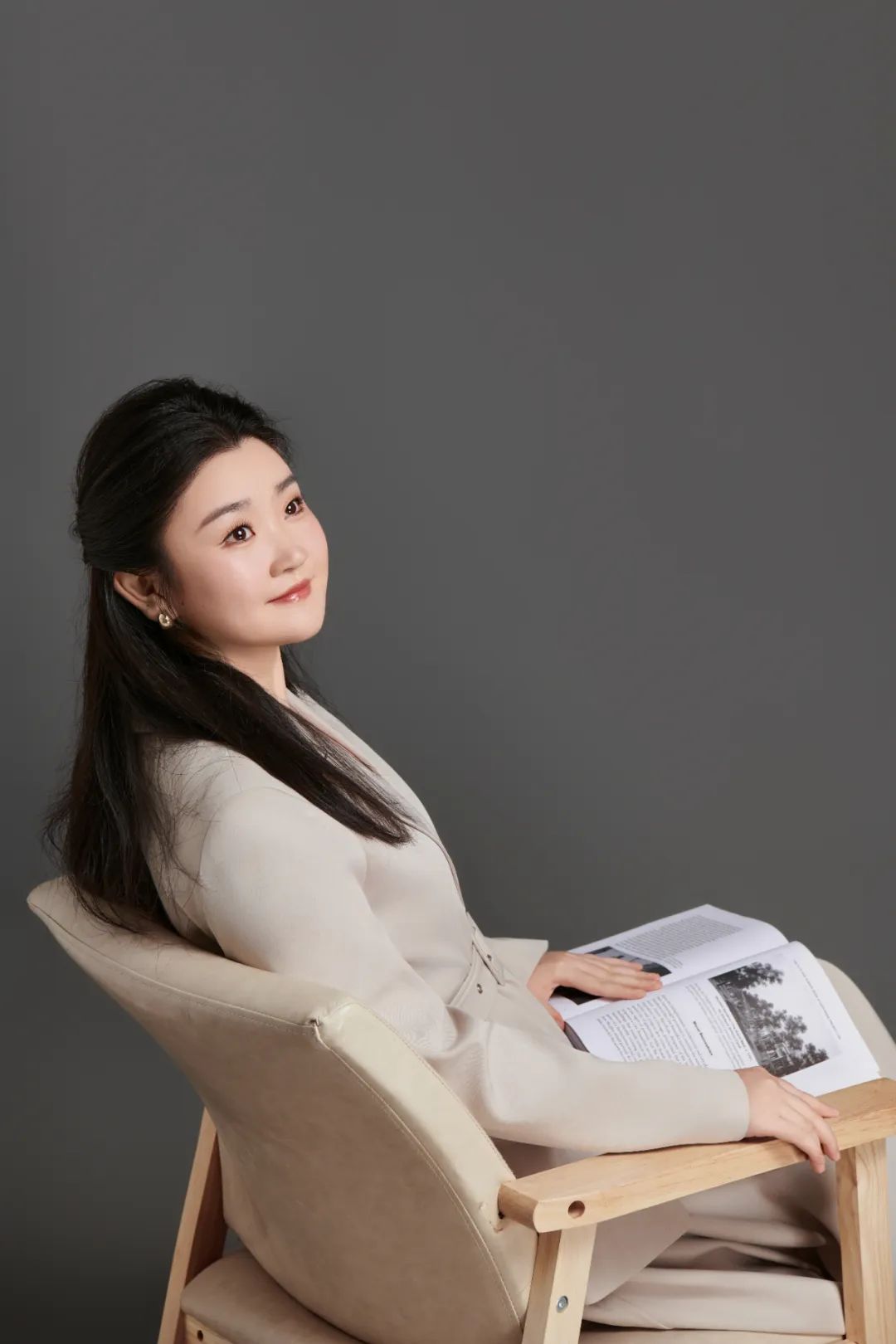 对话大咖｜八年守护1200个家庭的远方——移民内参副总裁Amanda